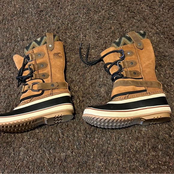 Sorel Joan of Arctic Knit Premium II Elk/Black Women’s Size 6.5 - Picture 2 of 6